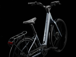 Rower Trek Verve+ 1 LT o niskim przekroku