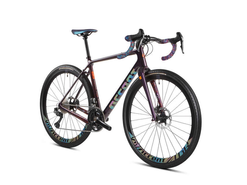 Rower gravel ACCENT FREAK CARBON GRX Di2 ultraviolet