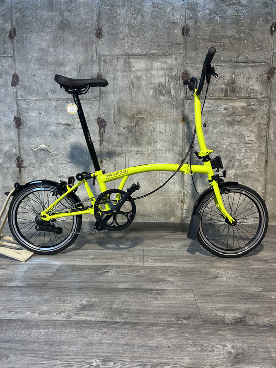 Brompton C-line M2L Yuzu Lime